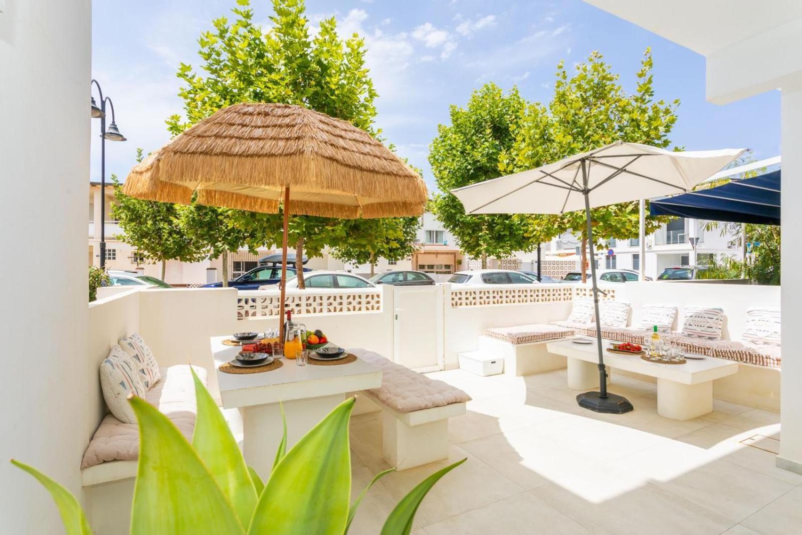 La Cala Beach Home - Beachfront Few Steps Away From Sandy Beach La Cala De Mijas Zewnętrze zdjęcie